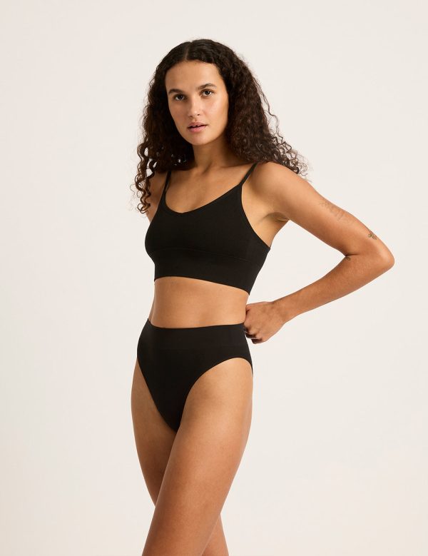 LYOLYTE Ribbed Low Back Bra - Black For Cheap - Image 3